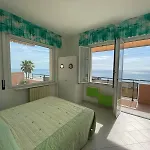 Terrazza Pietra Blu 公寓 皮特拉利古